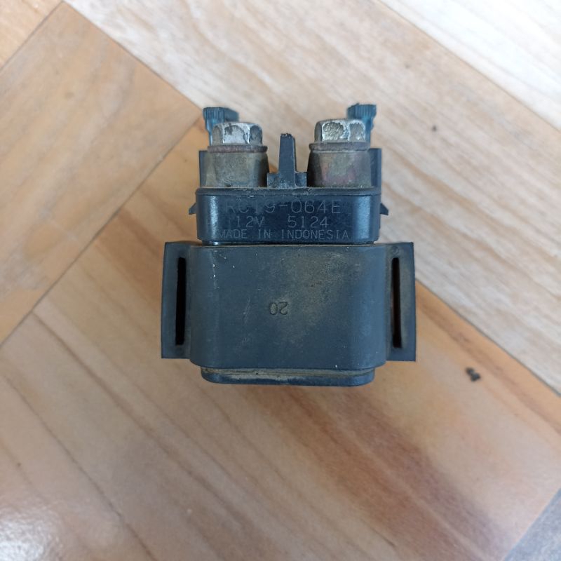 switch relay stater bendik stater Yamaha Xeon aerox125 Xeon GT RC nouvo byson xeon karbu Original