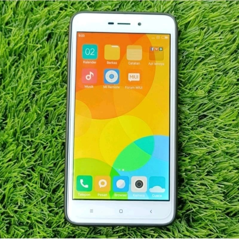 redmi 4a ram 2/16 hp murah seken berkualitas menarik