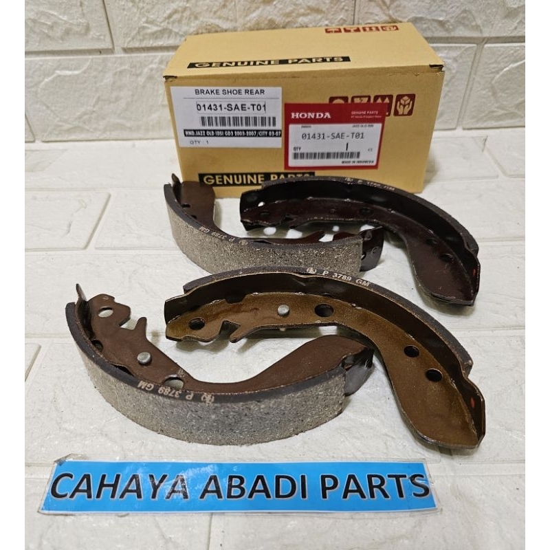 brake shoe jazz kampas rem belakang jazz idsi Kampas Rem Belakang Jazz Old