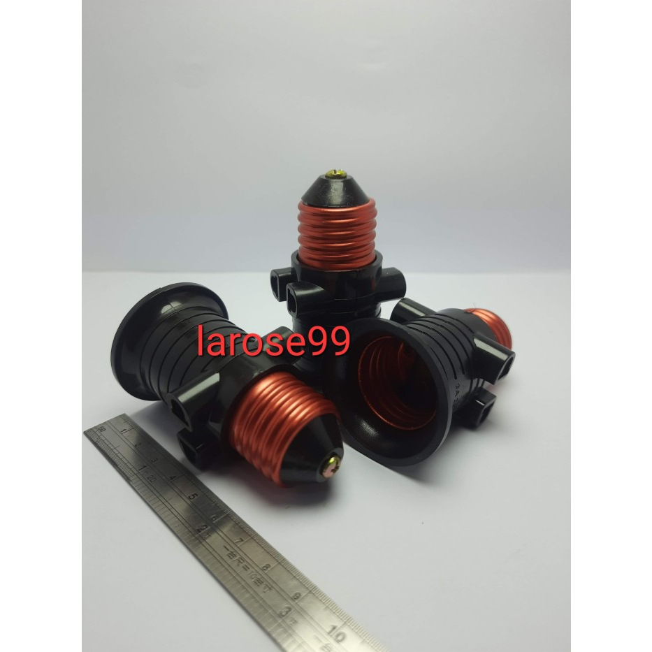 Fiting Gantung Kombinasi Fiting Lampu + Tempat Colokan