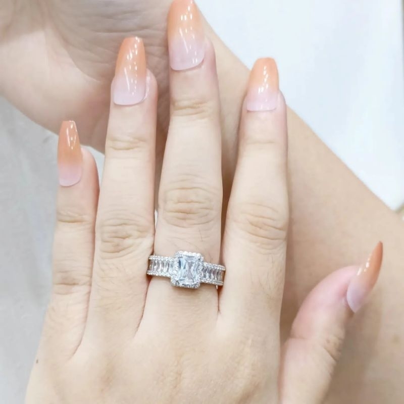 Cincin diamond mata silver