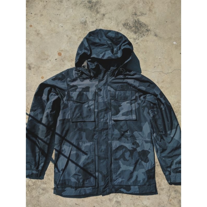 jaket tnf camo