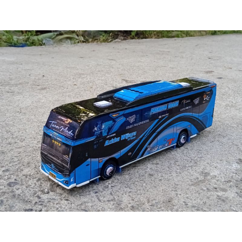 PAPERCRAFT BUS AZKHA WIJAYA TRANS "TUAN MUDA" BLUE EDITION