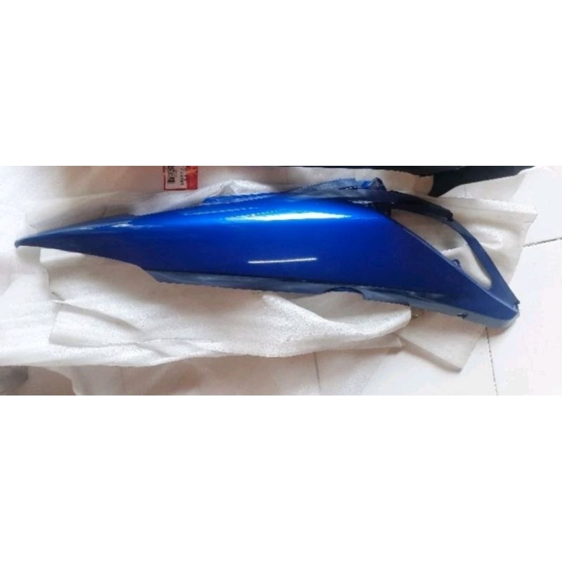 64410 KPH 700FMT COVER BODY SAMPING  SUPRA X125 LAMA BIRU KANAN ORIGINAL