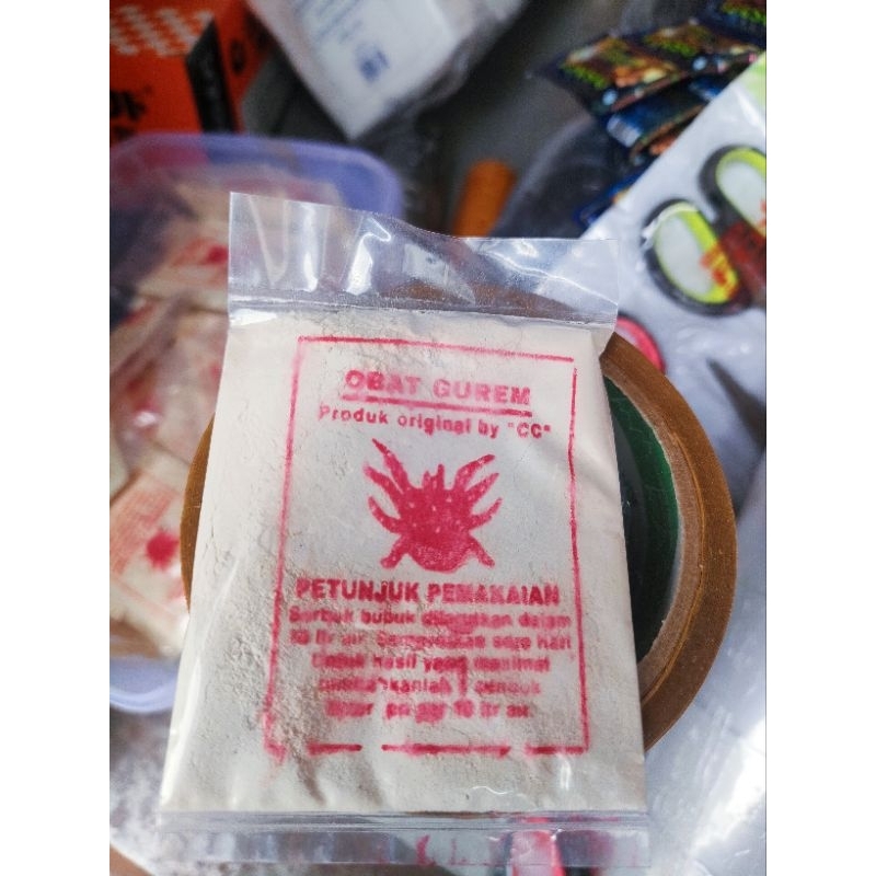 OBAT GUREM AMPUH MEMBASMI KUTU,GUREM,SEMUT,KECOA