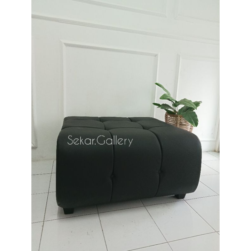 Bench Kancing seribu - Bench minimalis modern simpel