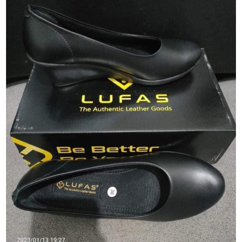 lufas sepatu wedges