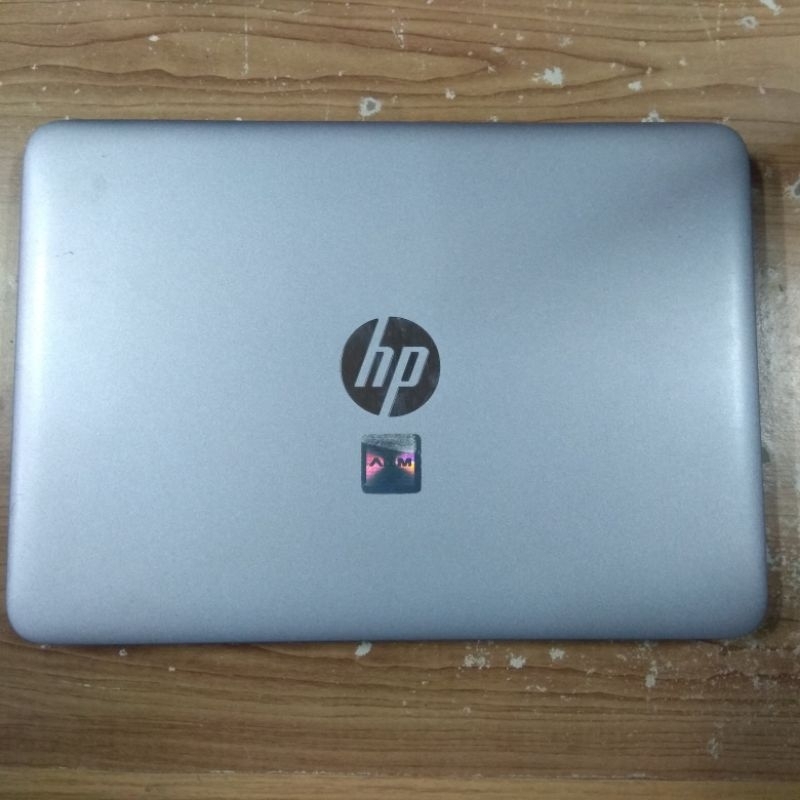 laptop hp elitebook 820 g4 core i3 gen 7 ram 8gb ssd 120 murah original