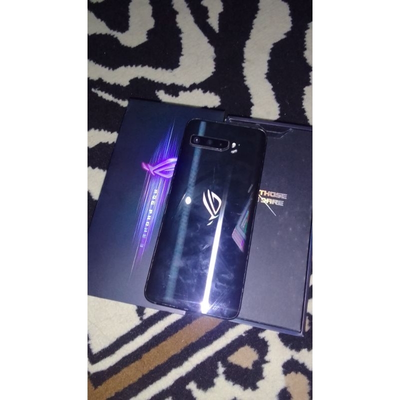 rog phone 3 ram 12/256