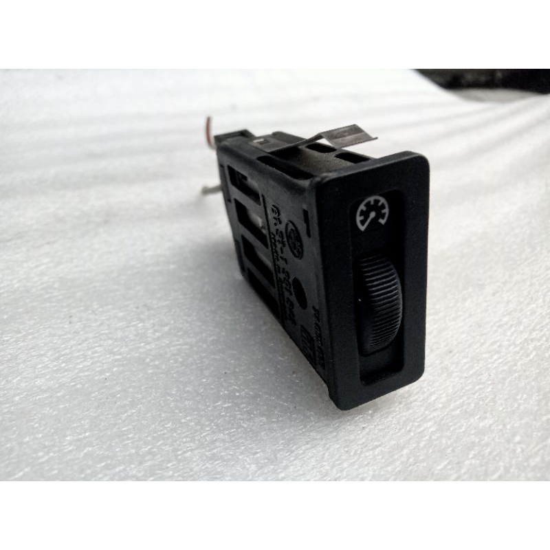 switch kontrol lampu dashboard BMW e36 original