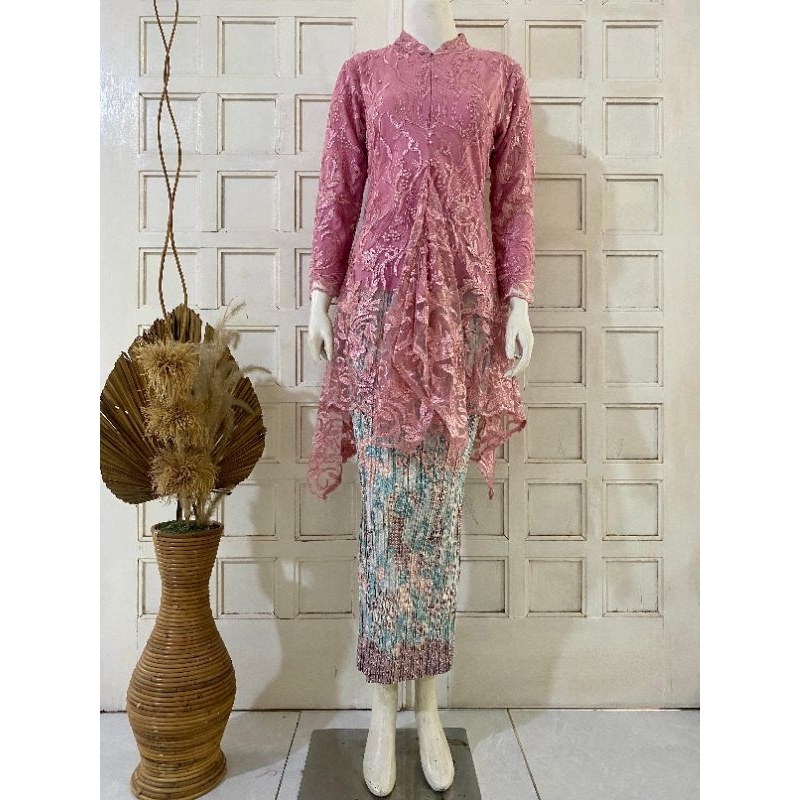 ATASAN KEBAYA BUSUI TILE MODERN/KEBAYA BUSUI TILE FRIENDLY/KEBAYA SERGAMAN PESTA/KEBAYA MEWAH BUSUI