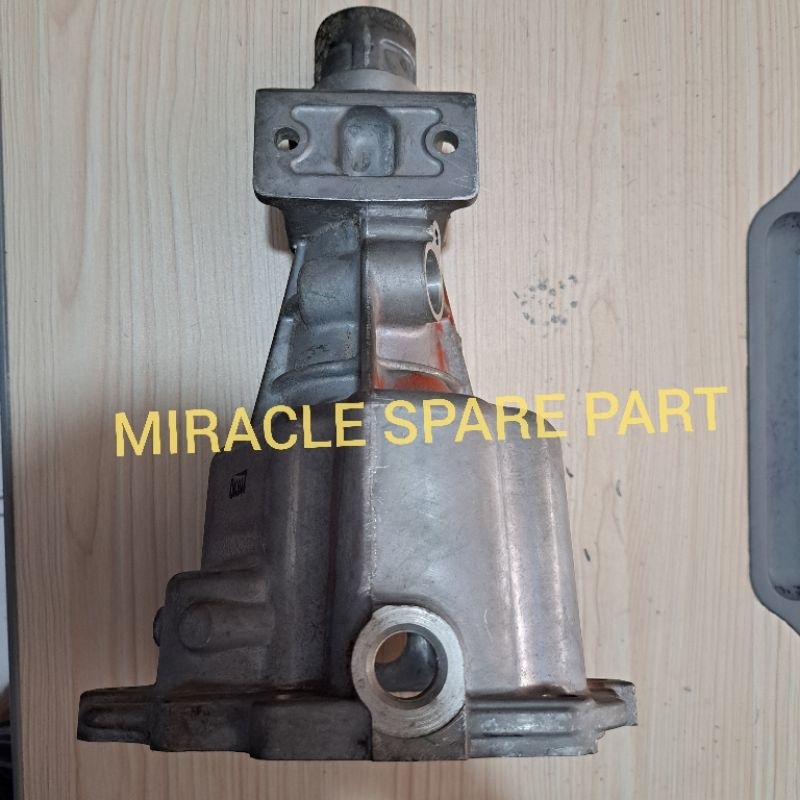 Buntut Transmisi Persneling Belakang Isuzu Panther 2.5 Asli Original