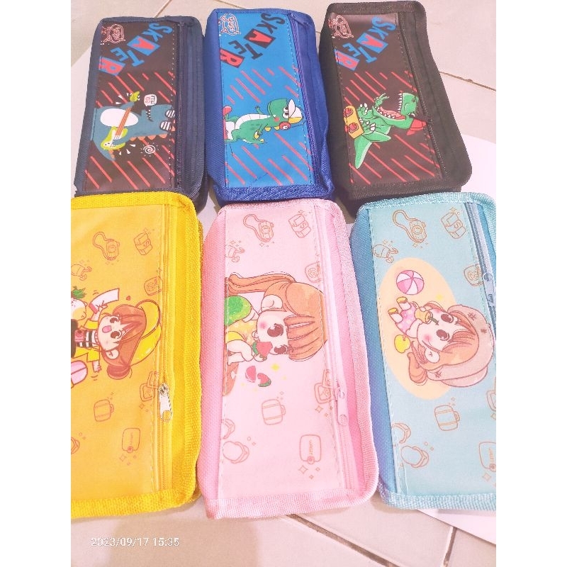 

Tempat Pensil Resleting fancy