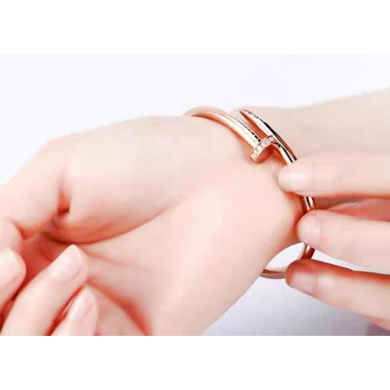 Gelang Bangle Oval Titanium Model Paku Anti Karat Fashion Anak-anak