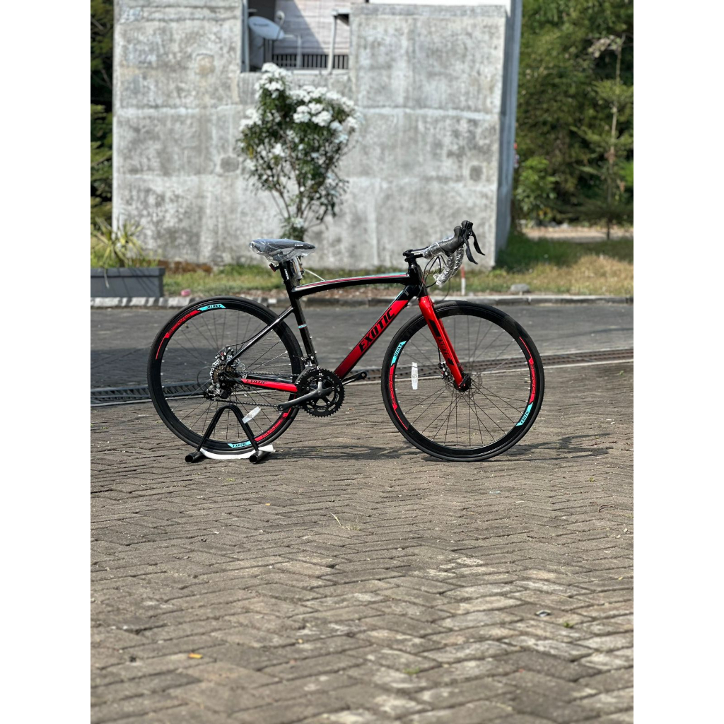 ROADBIKE EXOTIC ET 2708SL 2.0