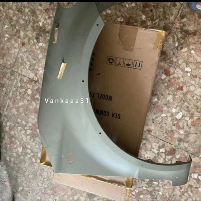 fender spakbor Suzuki Sx4 x over X-OVER original kanan