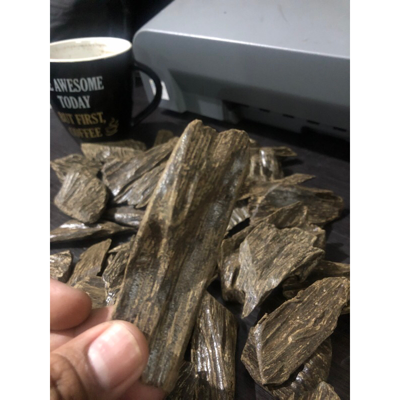 Zoyands Kayu Gaharu Super Kalimantan / Kayu Gaharu Asli / Agarwood Original 100%