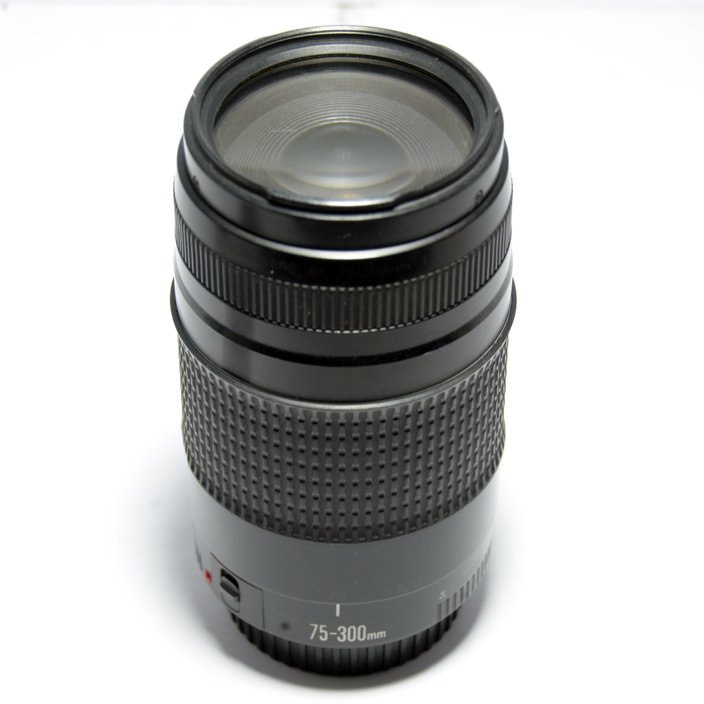 Lensa Tele Canon 75-300mm mark III Ultrasonic for canon 1100D 1200D 1300D 600D 650D 700D 60D DLL