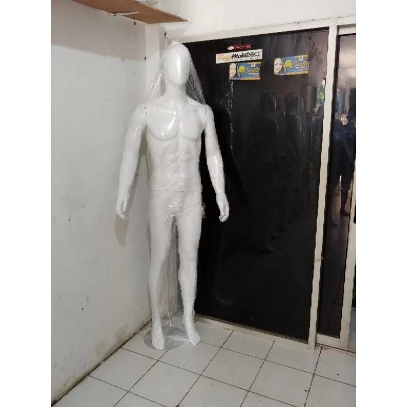 Manekin Full Body Cowok Alien Fiber Patung Display Pajangan Baju Laki