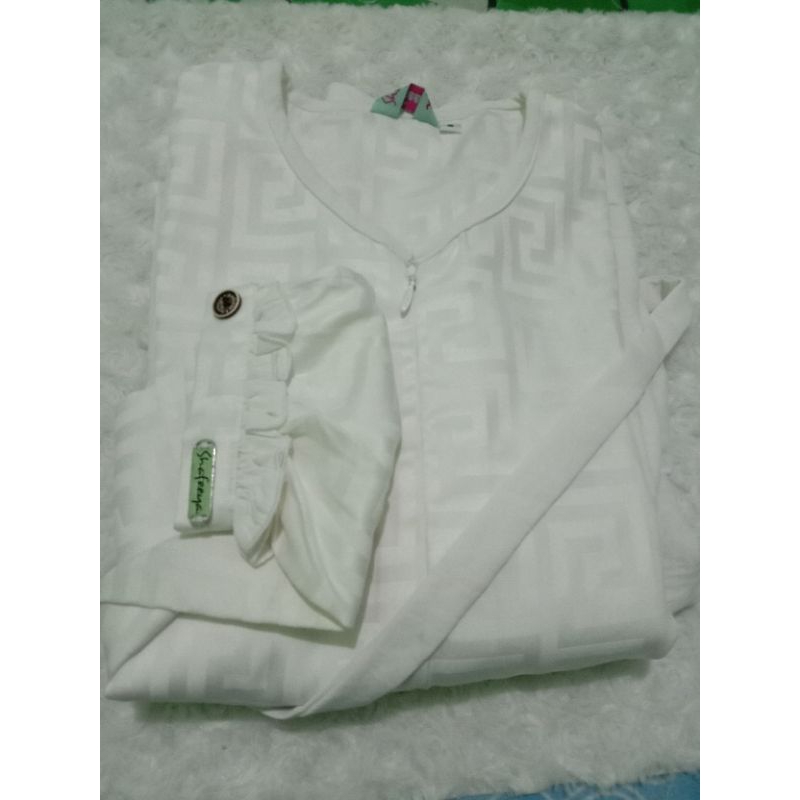 PL gamis putih size S branded Shafeeya prelove gamis putih