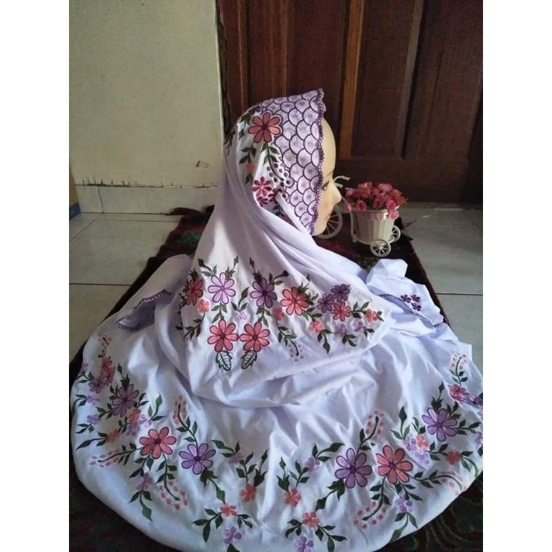 Mukena dewasa Terusan lajuran Dewasa Santri Minang Jumbo Putih Polino Katun Bordir Merambat Bahan Ad