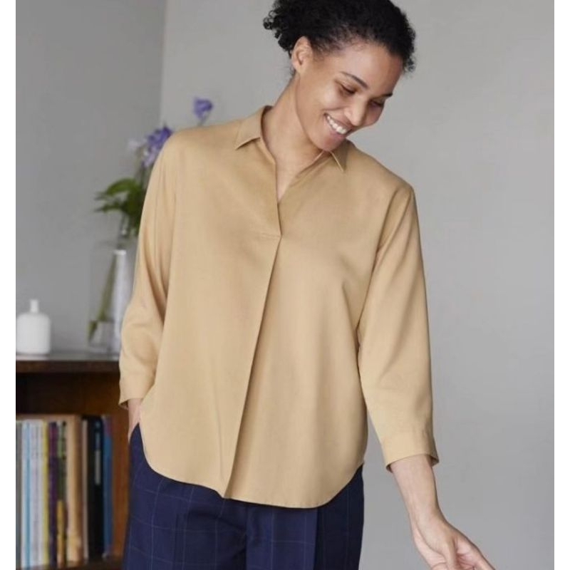 UNIQLO Rayon Kerah Skipper