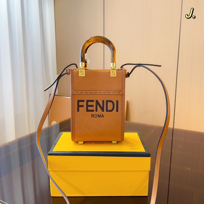 Fendi peekaboo x-Tote Tote bag