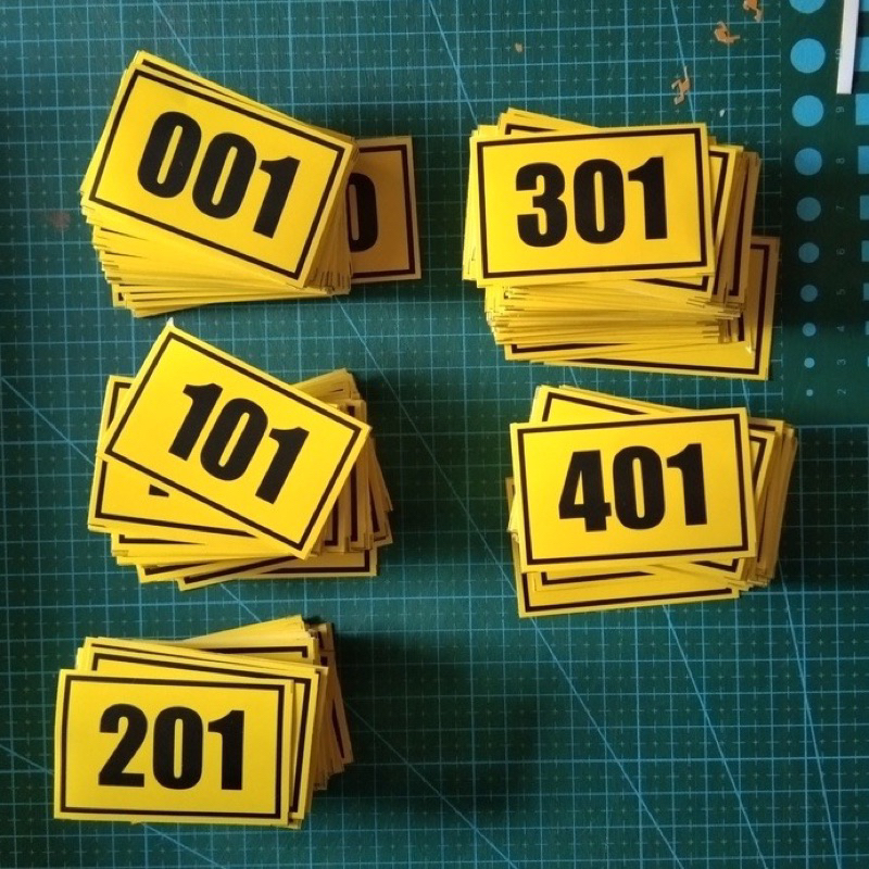 

Sticker nomor urut anti air laminasi