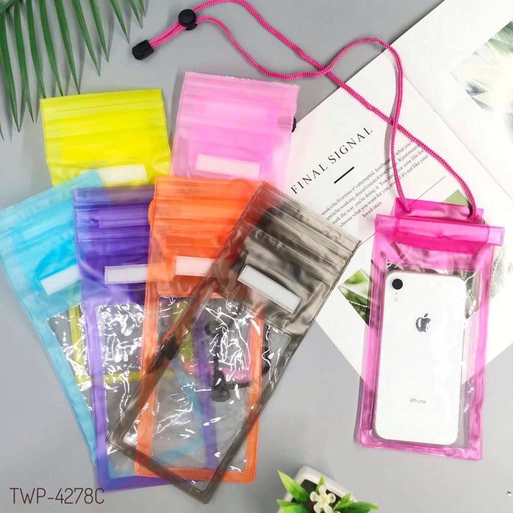 

tas name tag lanyard waterproof handphone water proof hp glow in the dark kalung hp waterproof berenang / gojek anti air