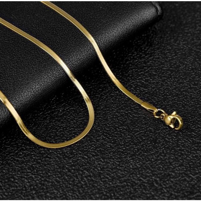 Ready Kalung Titanium Pria Model Belut Gepeng Berlapis Emas / Kalung Rantai Belut Pipih Warna Gold /