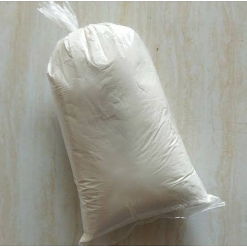 

TEPUNG TERIGU SEGITIGA BIRU