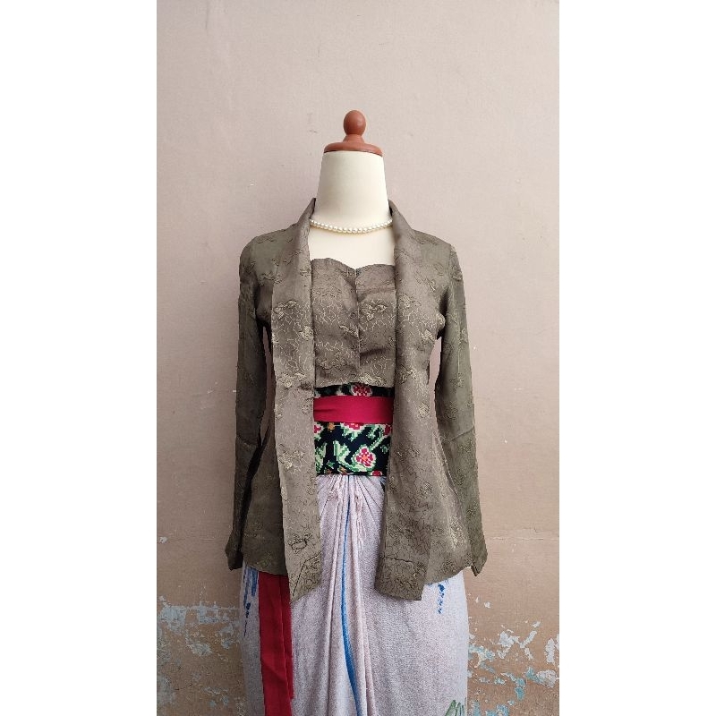 Kebaya Lawasan Hijau Army (defect)