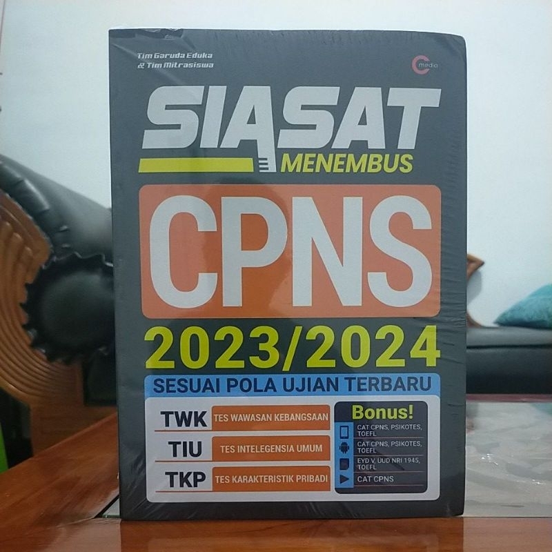 Buku CPNS 2023-2024:  Siasat Menembus CPNS 2023/2024