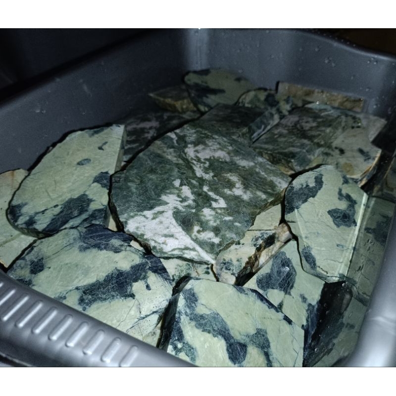 BAHAN NATURAL ROUGH GIOK JAWA KEBUMEN PANCAWARNA / BATU AKIK MOTIF GAMBAR