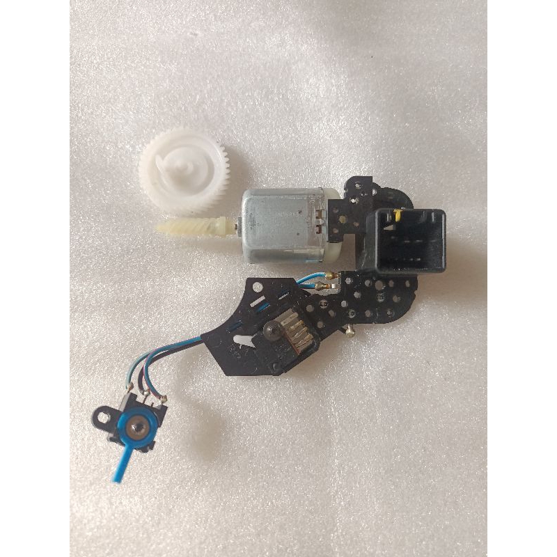 DINAMO IC PCB PINTU MOBIL HONDA JAZZ ORIGINAL