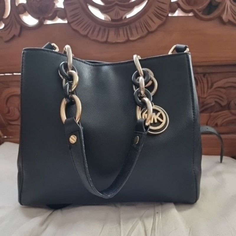 Preloved Authentic Michael Kors Cynthia X-Small Black GWH-Tas Wanita Branded Kulit Asli