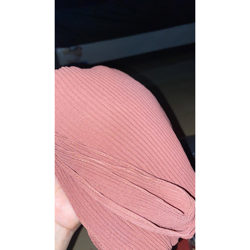 Preloved Pasmina Warna Bata