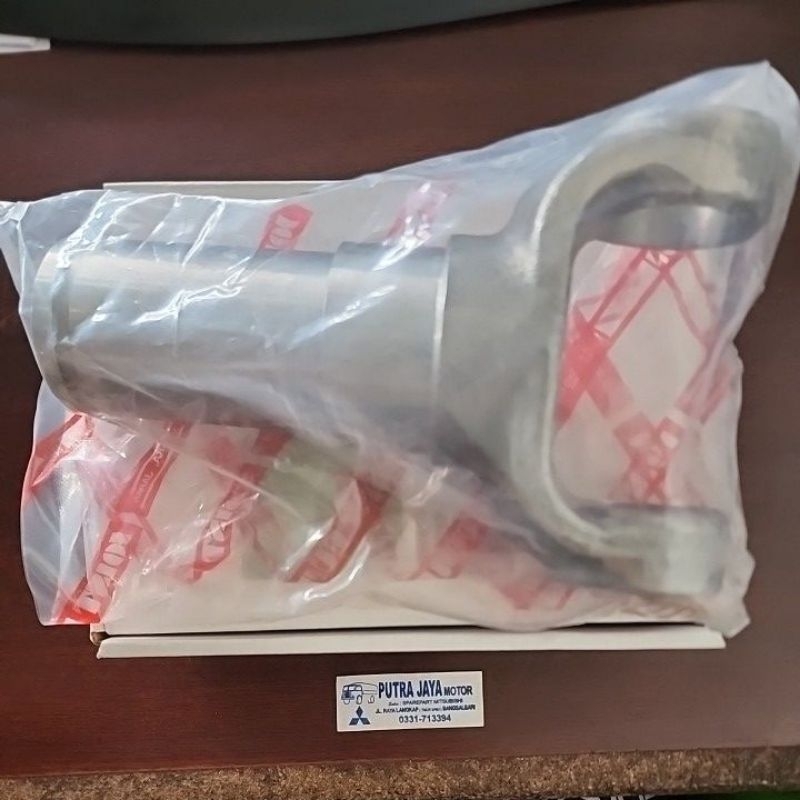 Yoke Sleve Ketapel PS120/Canter Fuji