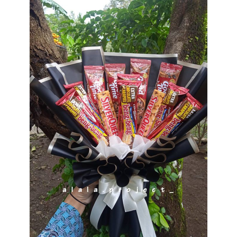 

BUKET SNACK CAMPURAN