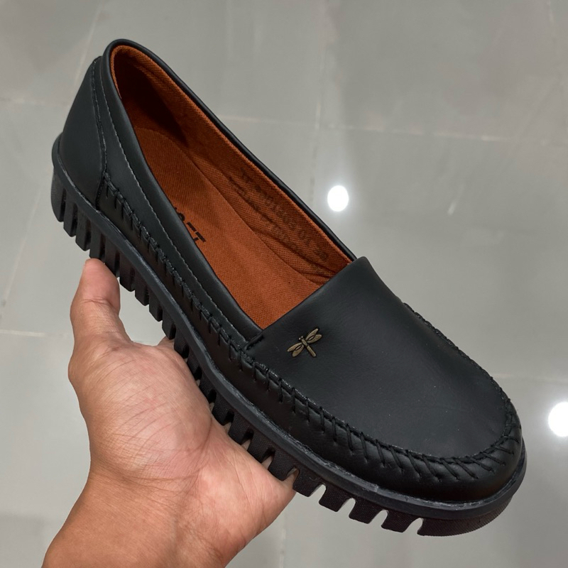 Triset Sepatu Flat Hitam Moccasin Wanita