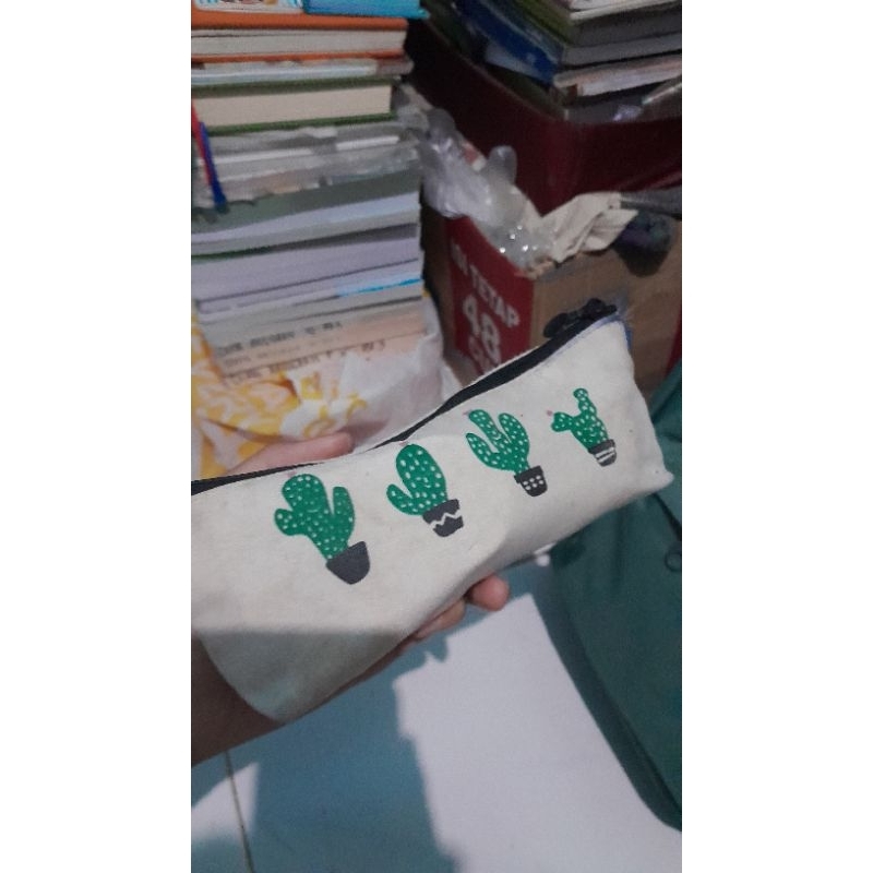 

tempat pensil