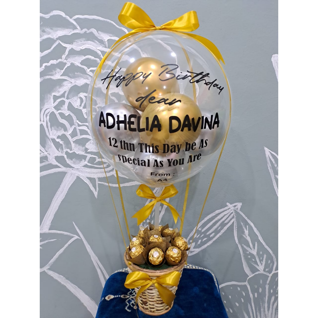 

Hampers Box costum coklat dan lain-lain dikirim sudah jadi