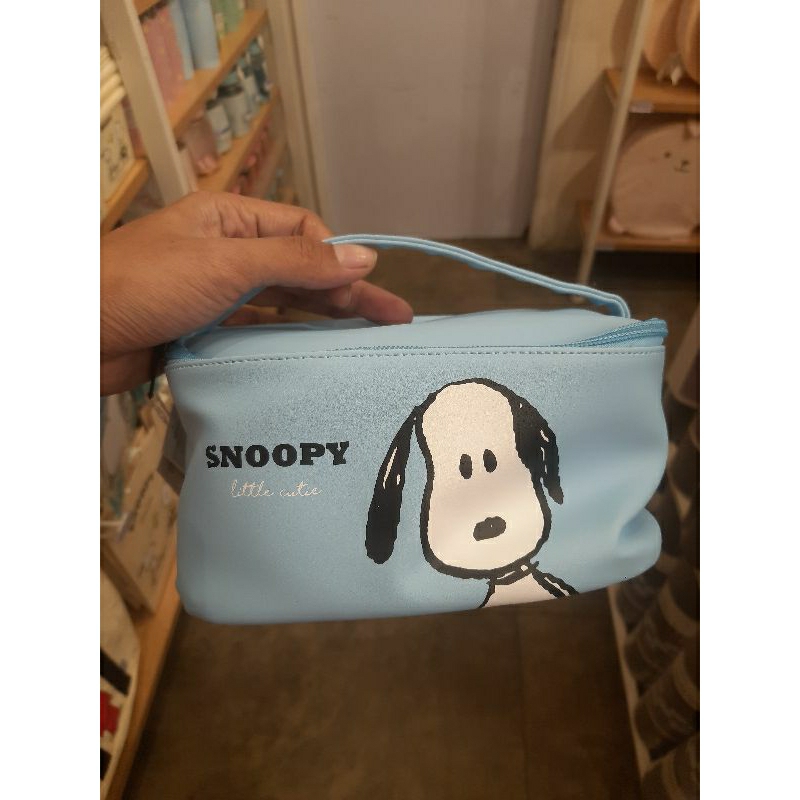 miniso 🇲🇨 x snoopy series cosmetic bag Marvel Cosmetic Bag/pouch make up
