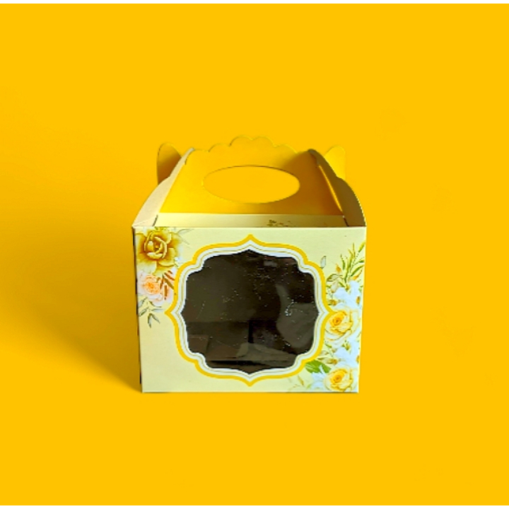 

BOX SOUVENIR 13x13x10 CREAM YELLOW 310GRAM (02)