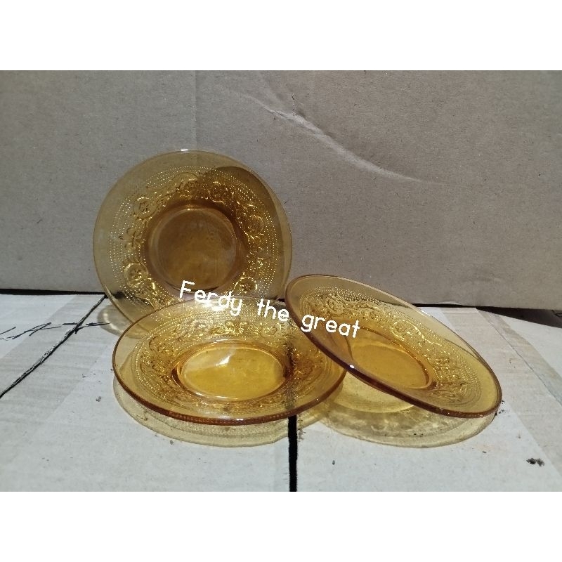 Piring lepek kaca motif/ piring kacang kaca / piring coklat / piring kecil / piring 4.5in / piring a