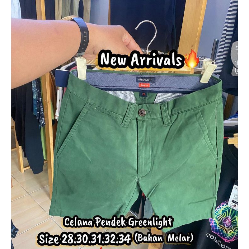 CELANA PENDEK GREENLIGHT ORIGINAL