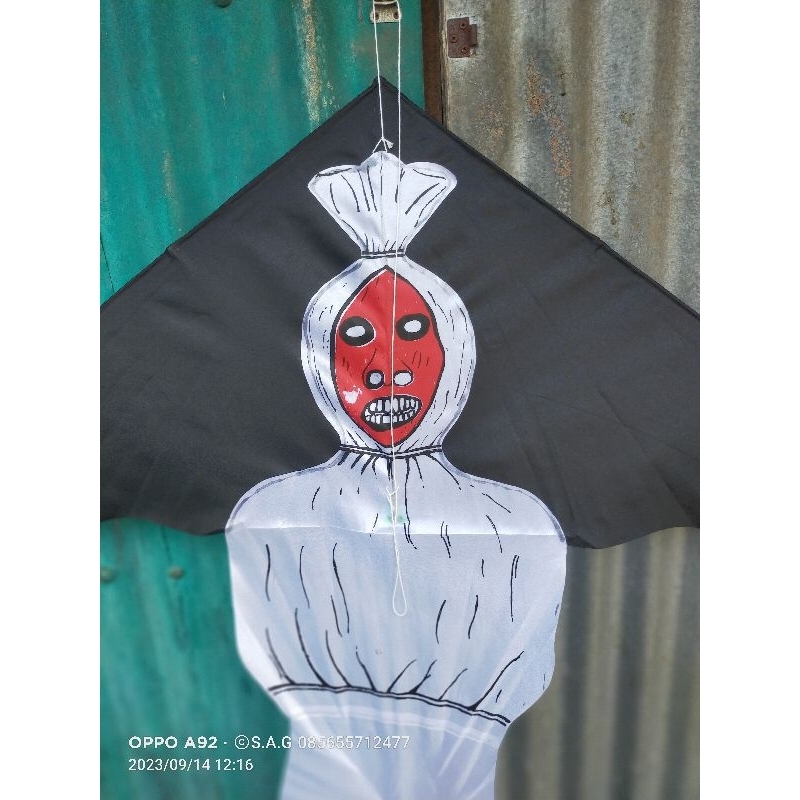 layangan kain / layangan hias / layangan pocong / layangan kuntilanak