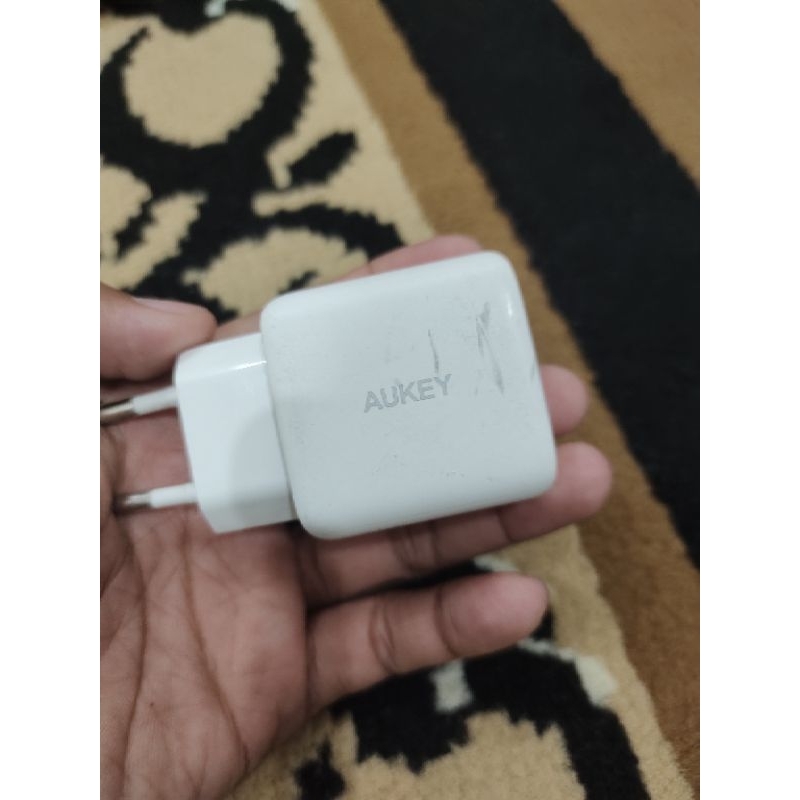 charger aukey