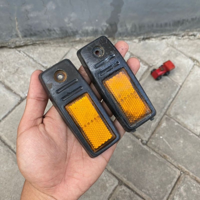 mata kucing spakbor depan astrea grand grandbulus original