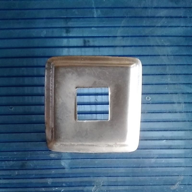 Ornamen pagar besi asesoris tapak holo 2x2